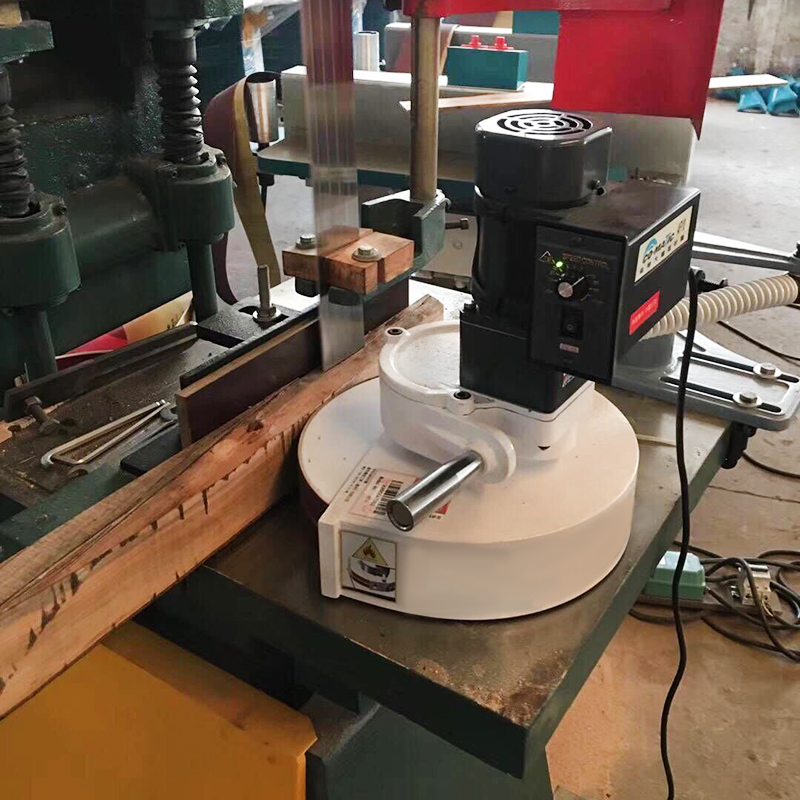 Sierra de cinta AF10 con alime - Woodworking Essentials reseña y precio